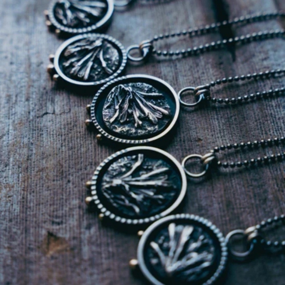 The Noisy Plume Sage Necklace